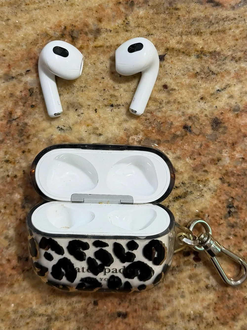 AirPods 3rd Generation with Kate Spade Case Cover